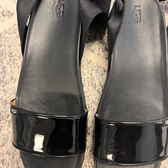 UGG Australia Lennox Textile Patient Leather Strappy Black mid-platform sandal - Picture 5 of 9